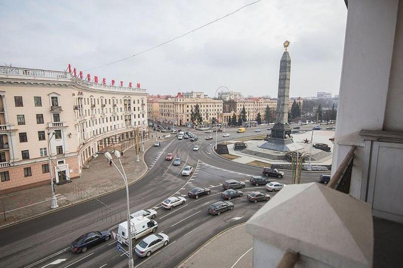 Апартаменты Площадь Победы Minsk Esterno foto